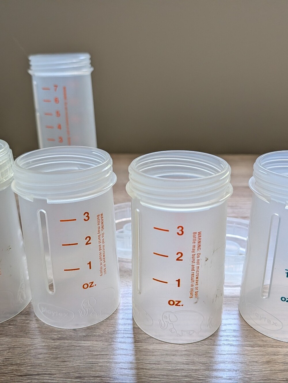 Vtg Playtex Nurser Flat Top Drop In. 8 Oz & 4 Oz Baby Bottles, Rings and Tops - Picture 5 of 6
